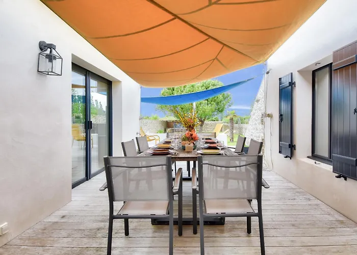 Prázdninový dům Piscine Chauffee, Jardin, Magnifique Pour 10